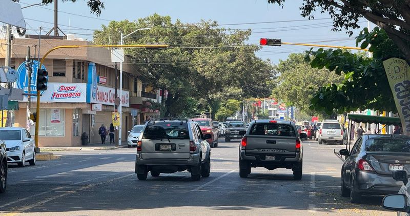 En este momento estás viendo ‘Ciclistas en Tecomán circulan en riesgo por falta de ciclovías y señalización’: Jorge López Palacios