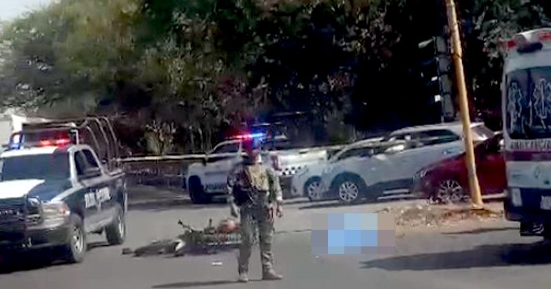 En este momento estás viendo Motociclista fallece atropellado por pipa de gas en la carretera Colima – Coquimatlán