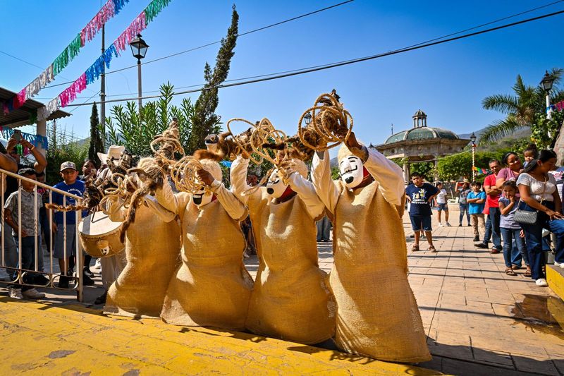 En este momento estás viendo Ixtlahuacán celebra su tradición con la Fiesta de Los Chayacates 2026