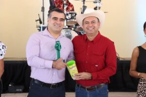 Lee más sobre el artículo Tecomán recibe al Ayuntamiento de Colima en la Feria del Limón