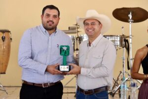 Lee más sobre el artículo Ixtlahuacán comparte recibimiento en la Feria del Limón Tecomán 2026