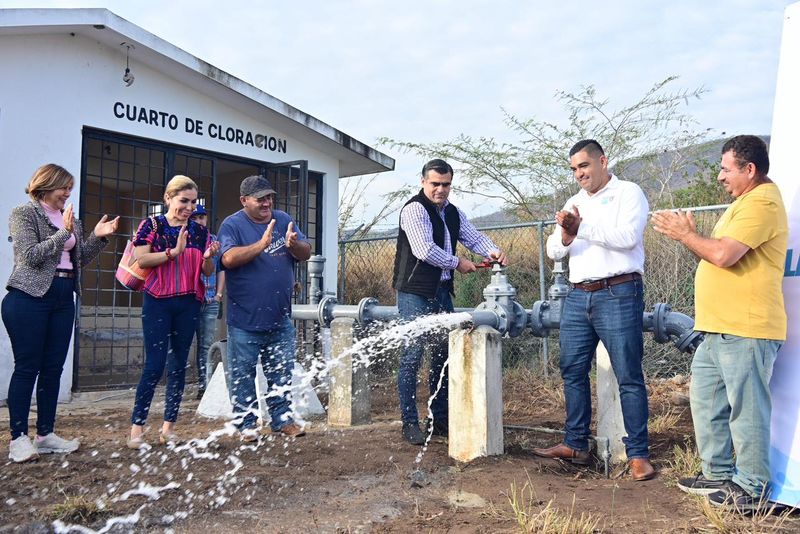 En este momento estás viendo Alcalde Riult Rivera inicia rehabilitación del pozo de agua en Las Tunas