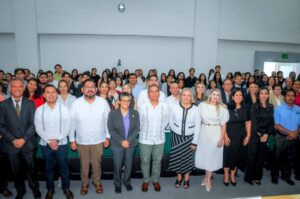 Lee más sobre el artículo Facultad de Derecho de la UdeC inicia actividades académicas con reflexión sobre valores y humanidad