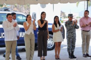 Lee más sobre el artículo Rosi Bayardo: Manzanillo refuerza la seguridad con 30 patrullas nuevas en poco más de un año