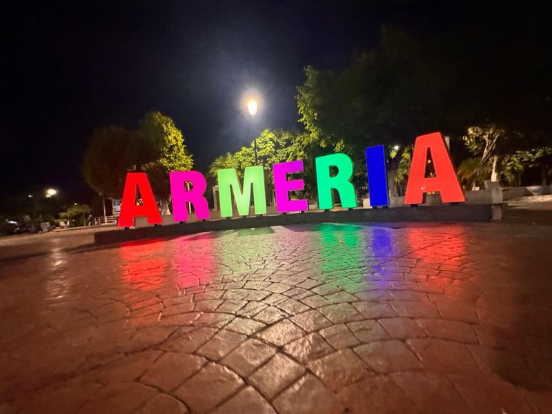 En este momento estás viendo Adquisición de camiones en Armería, revive cuestionamientos sobre gobiernos anteriores