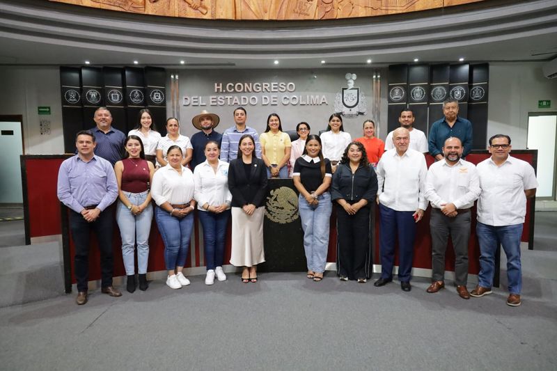 En este momento estás viendo Concluye la LXI Legislatura de Colima el Primer Periodo Ordinario del Segundo Año Constitucional