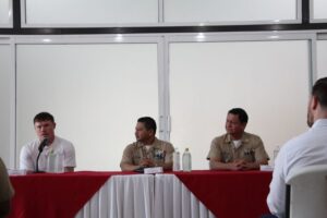 Lee más sobre el artículo Impartió conferencia a personal Naval en Manzanillo, Colima, el deportista de alto rendimiento Saúl “Canelo” Álvarez