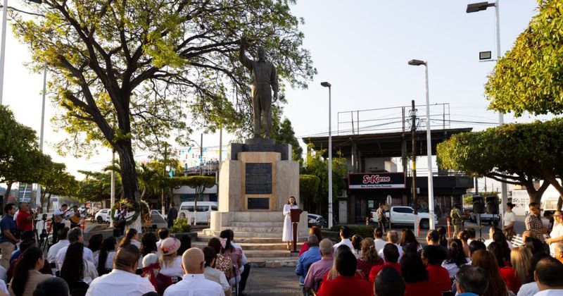 En este momento estás viendo ‘Gustavo Vázquez Montes fue un gobernador cercano a la gente’: Indira Vizcaíno