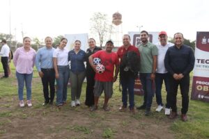 Lee más sobre el artículo Armando Reyna entrega rehabilitación de la Unidad Deportiva de Cerro de Ortega