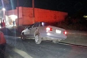 Lee más sobre el artículo Aparatoso choque en la autopista Armería – Tecomán deja dos lesionados