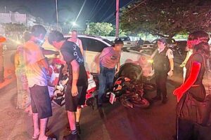 Lee más sobre el artículo Grave menor de 15 años tras choque contra camioneta en Tecomán