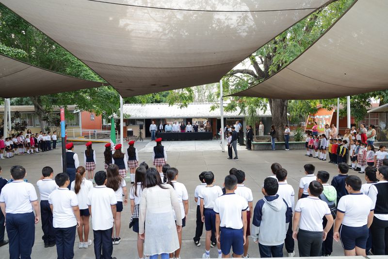 En este momento estás viendo Realizan ceremonia itinerante mensual del Poder Legislativo en primaria de El Diezmo