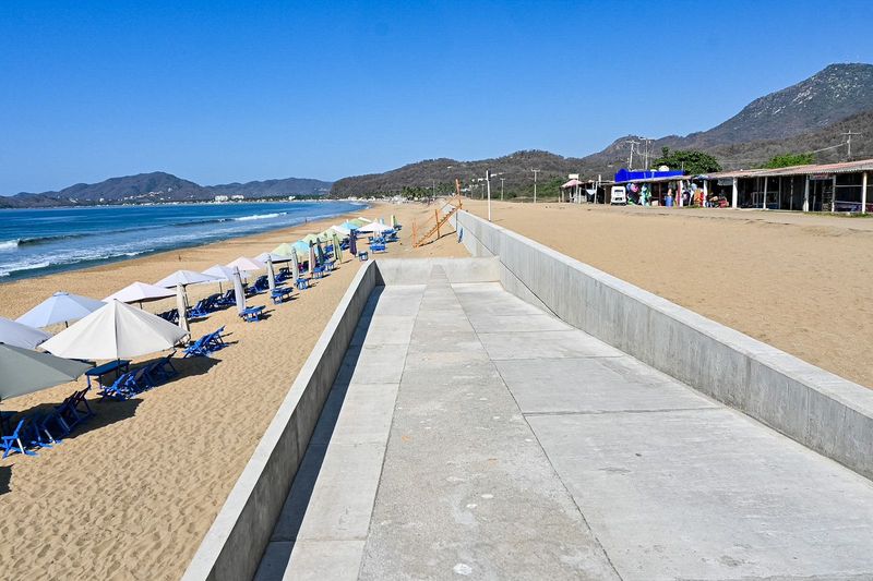 En este momento estás viendo Rosi Bayardo supervisa avances de la obra del Malecón Miramar y anuncia segunda etapa