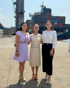 Lee más sobre el artículo Indira Vizcaíno subraya posición estratégica de Manzanillo, durante la supervisión de la presidenta Sheinbaum por Asipona