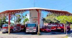 Lee más sobre el artículo Bomberos de Tecomán refuerzan operativo por Semana Santa en carreteras y playas