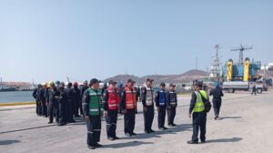 Lee más sobre el artículo Fuerza Naval del Pacífico fortalece capacidades de respuesta ante emergencias con curso especializado de contraincendios en Oaxaca