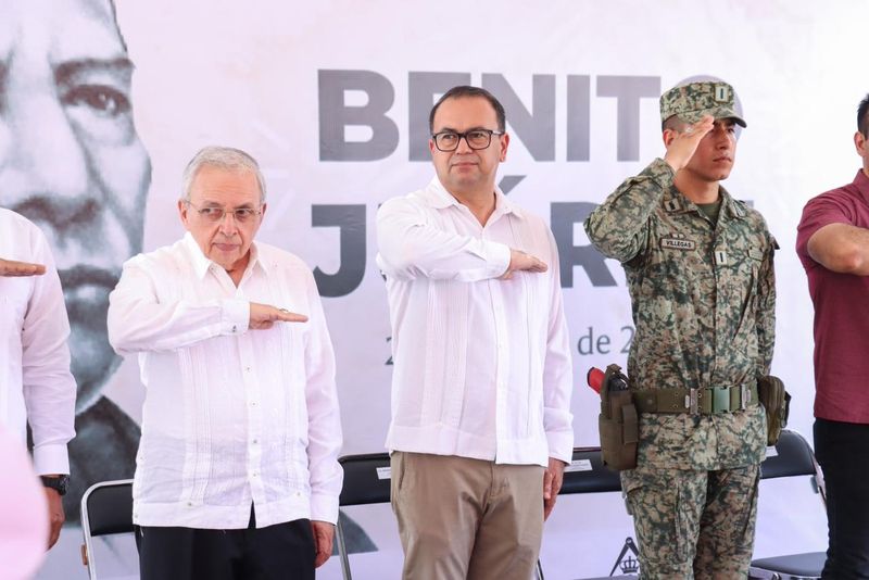 En este momento estás viendo Encabeza Armando Reyna ceremonia por el CCXX natalicio de Benito Juárez