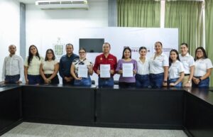 Lee más sobre el artículo Formalizan convenio para fortalecer atención a mujeres en Tecomán