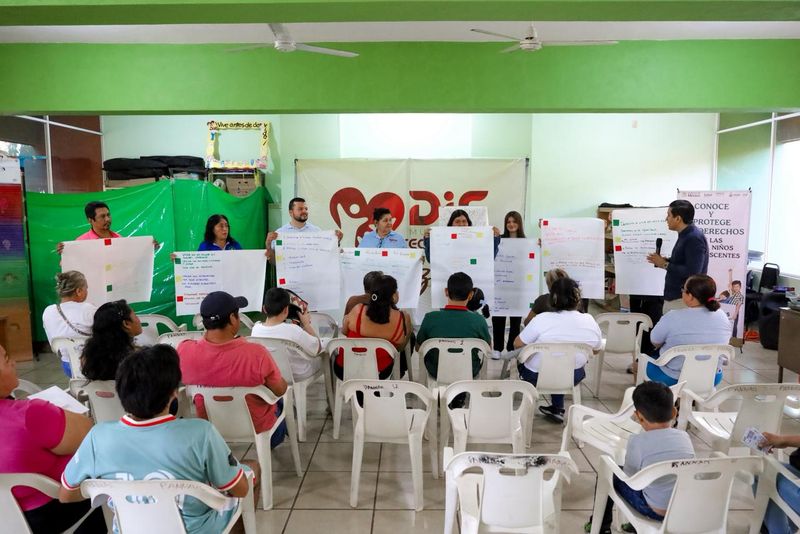 En este momento estás viendo DIF Tecomán inicia taller de crianza positiva “Amor familiar es protección”