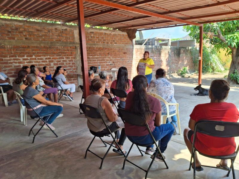 En este momento estás viendo DIF Armería capacita a comunidades para actuar ante emergencias