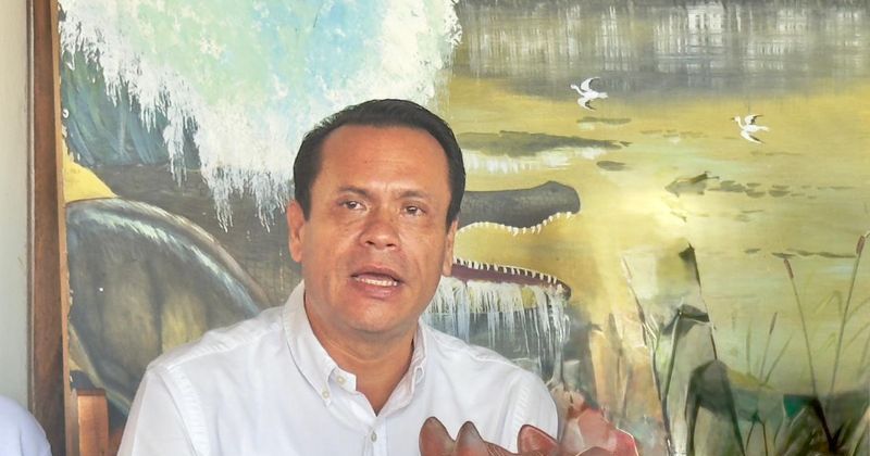 En este momento estás viendo Cuyutlán contempla solicitar camiones recolectores de basura al Ayuntamiento de Colima para Semana Santa