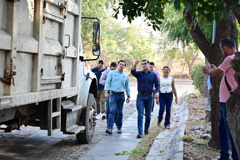 En este momento estás viendo Supervisa Riult Rivera limpieza y poda preventiva en Jardines Vista Hermosa