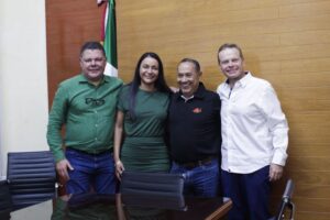 Lee más sobre el artículo Dirigencia Nacional del PVEM presenta a Virgilio Mendoza, ante fuerza sindical de Colima, como su proyecto rumbo al 2027