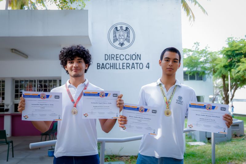 En este momento estás viendo Constancia, estrategias y asesoría, esenciales para obtener resultados en olimpiadas del conocimiento: André y Leonardo
