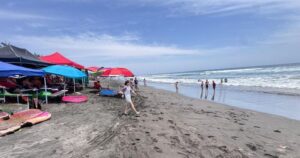 Lee más sobre el artículo Afluencia por debajo de lo esperado en playas de Cuyutlán