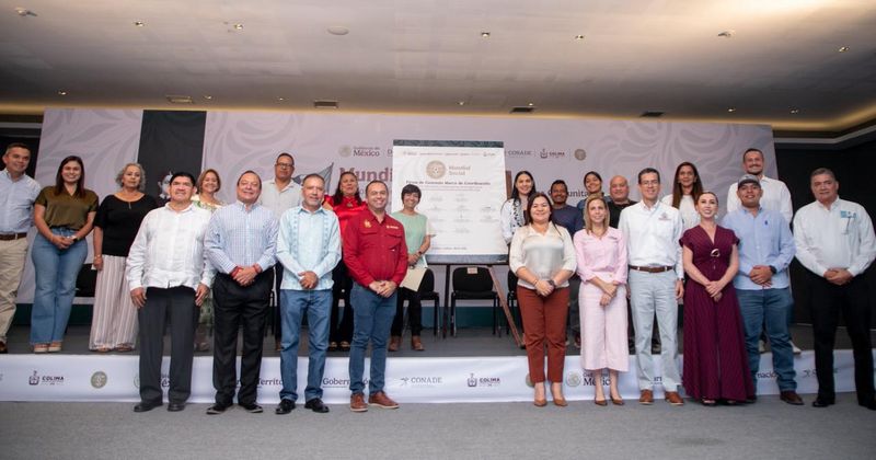 En este momento estás viendo Indira Vizcaíno firma convenio con Gobierno de México para sumar a Colima al Mundial Social 2026