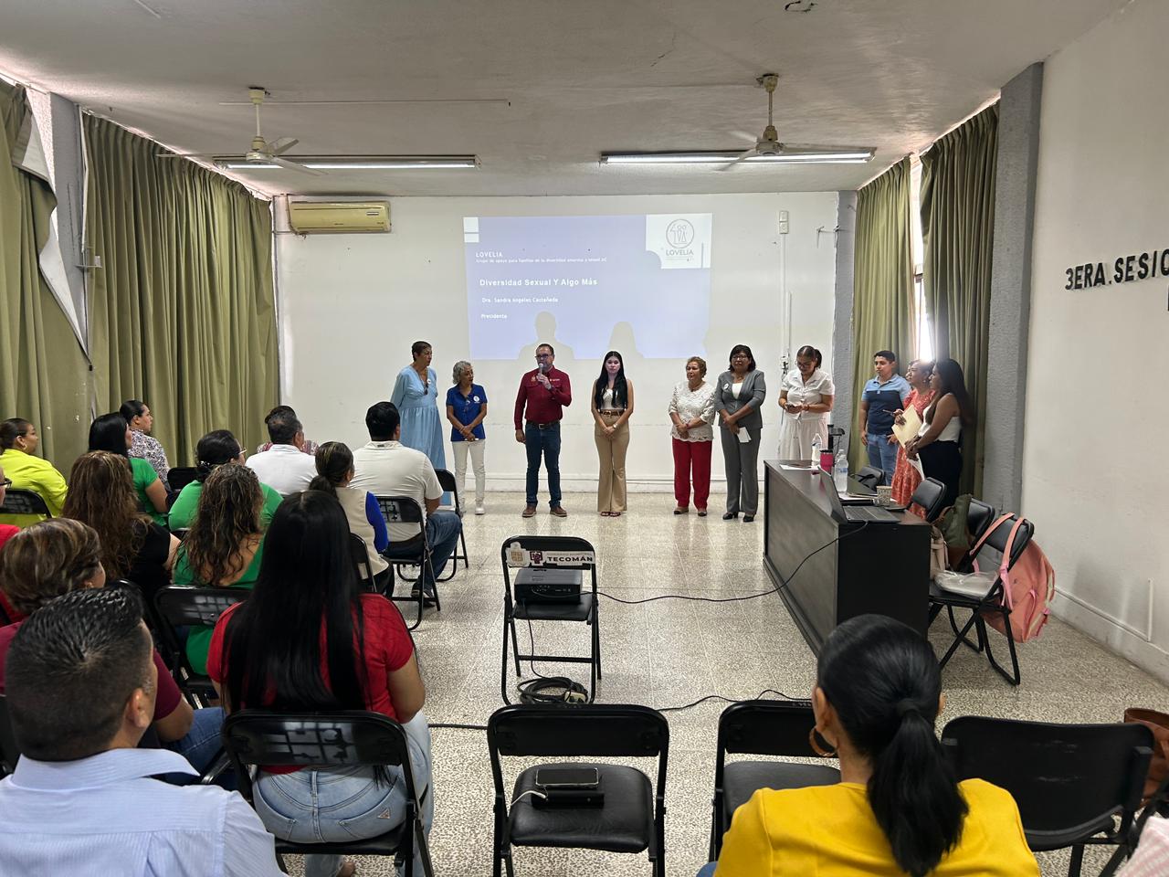 En este momento estás viendo Capacitan a funcionarios de Tecomán en diversidad e inclusión