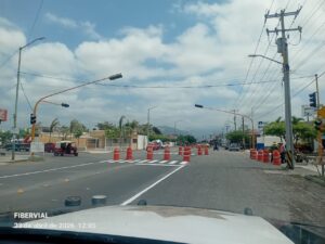 Lee más sobre el artículo Activan semáforos de la avenida Independencia en el cruce de Real del Valle y Real del Bosque en Tecomán