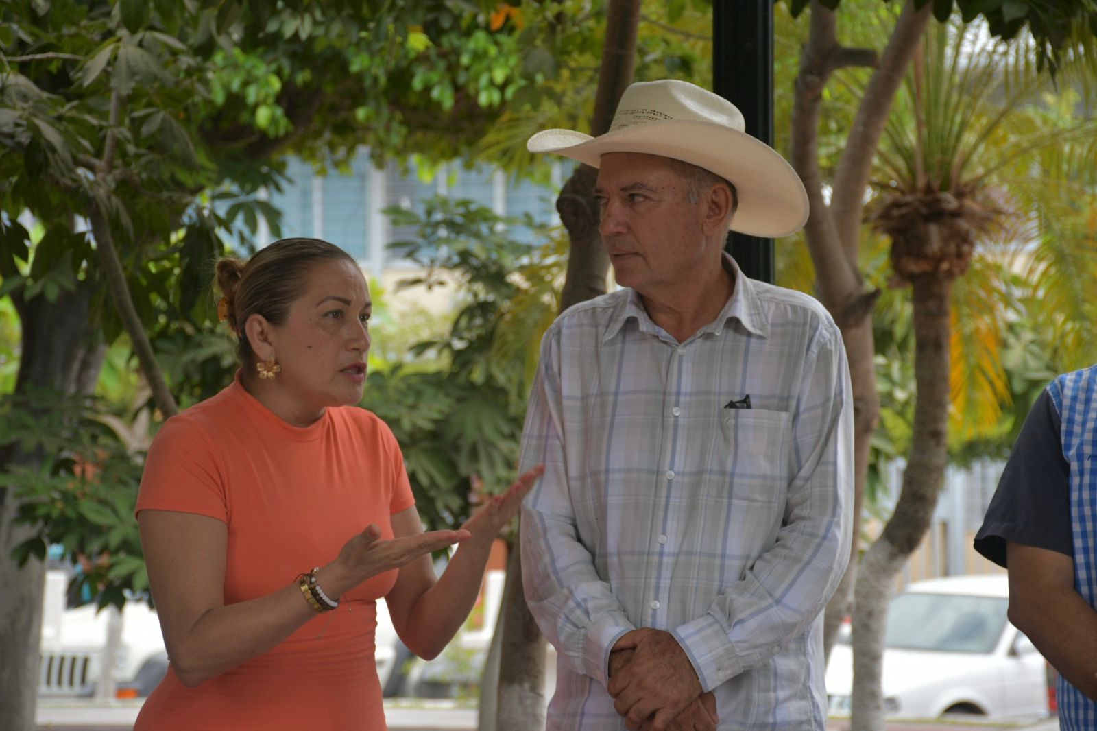 En este momento estás viendo Armería conmemora el Día Mundial del Libro con jornada “Lectura en Movimiento”