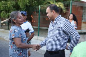 Lee más sobre el artículo Informa Armando Reyna avances de regularización en Llanos de Tecomán