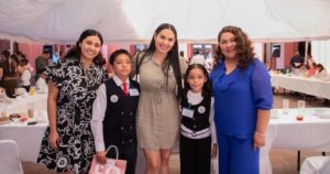 Lee más sobre el artículo Gobernadora presidió con motivo del Día del niño y la niña, en Palacio de Gobierno