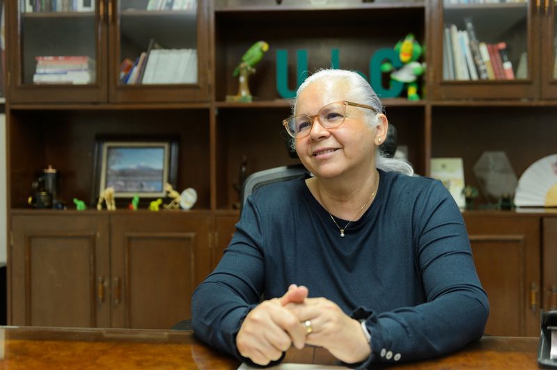 En este momento estás viendo Nombran a investigadora de la UdeC presidenta de la Organización de Mujeres en la Ciencia para el Mundo en Desarrollo