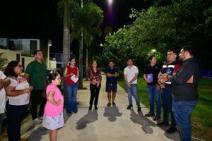 Lee más sobre el artículo Riult Rivera completa iluminación en Punta Norte y San Ángel Residencial