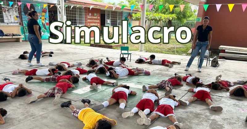 En este momento estás viendo Capacitan a comunidad escolar en medidas de seguridad y uso del 911