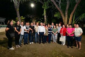 Lee más sobre el artículo Refuerzan alumbrado y atención urbana en colonias de Colima