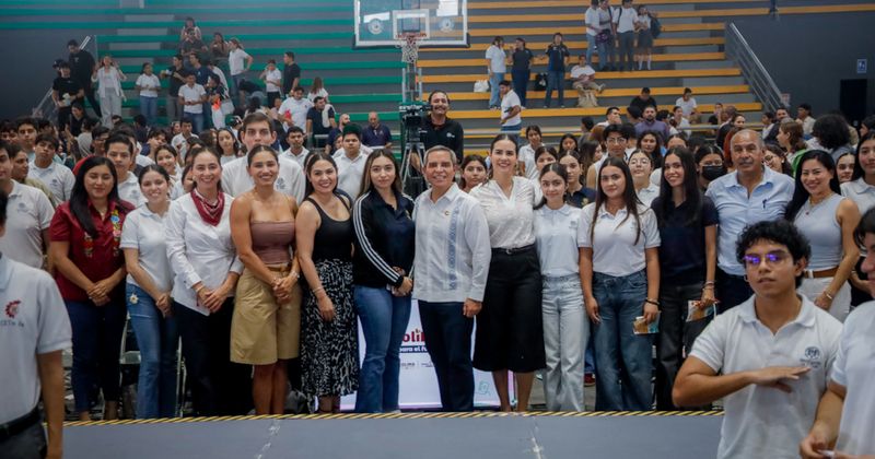 En este momento estás viendo Gobierno de Colima presenta “Mi ColiBeca para el Futuro”, en la UdeC