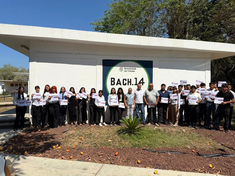 En este momento estás viendo Bachilleres de la UdeC se certifican en competencias digitales en programación web