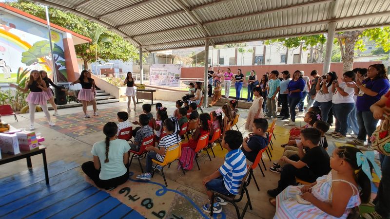 En este momento estás viendo Realizan Festival por una “Cultura de Paz” con infancias, en Manzanillo