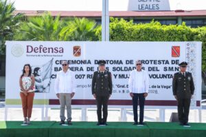 Lee más sobre el artículo Armando Reyna participa en toma de protesta del SMN en el 88° Batallón de Infantería