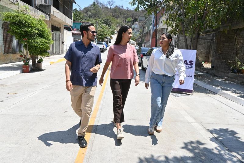 En este momento estás viendo Rosi Bayardo inaugura la nueva calle Colima en la colonia 16 de Septiembre