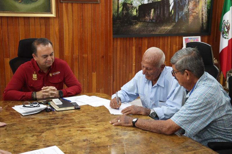 En este momento estás viendo Dan paso clave para regularizar la colonia Ladislao Moreno en Tecomán