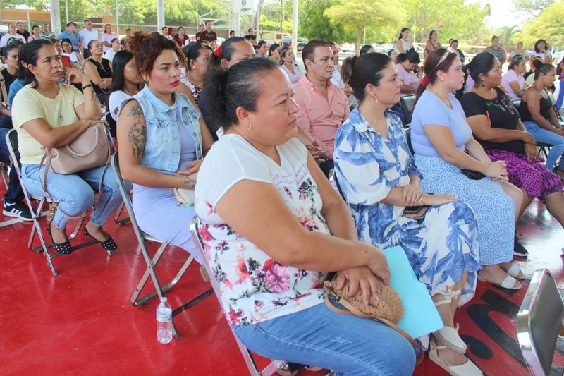 En este momento estás viendo Gobierno del Estado de Colima entrega en Tecomán más de 15 mdp de ‘La Escuela es Nuestra’