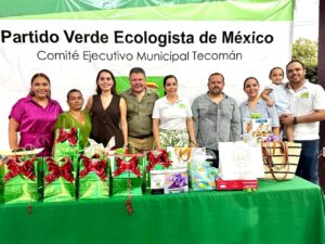 Lee más sobre el artículo Virgilio Mendoza y Martín Pinto encabezan magno festejo a madres en Tecomán