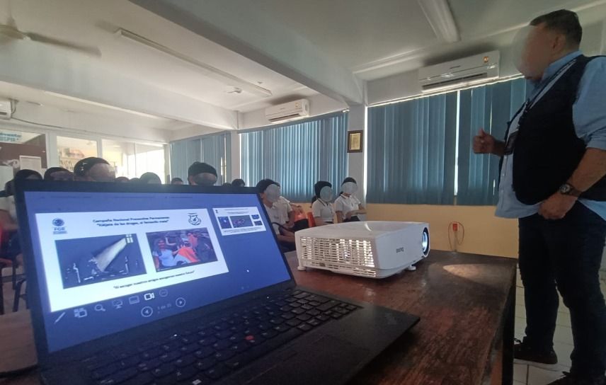 En este momento estás viendo FGR sensibiliza a estudiantes de Colima sobre riesgos del uso de sustancias ilícitas