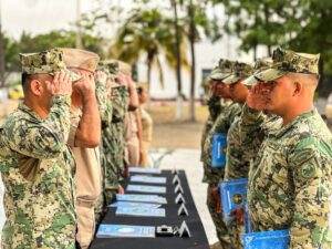 Lee más sobre el artículo La Fuerza Naval del Pacífico fortalece la preparación táctica y profesional del personal naval