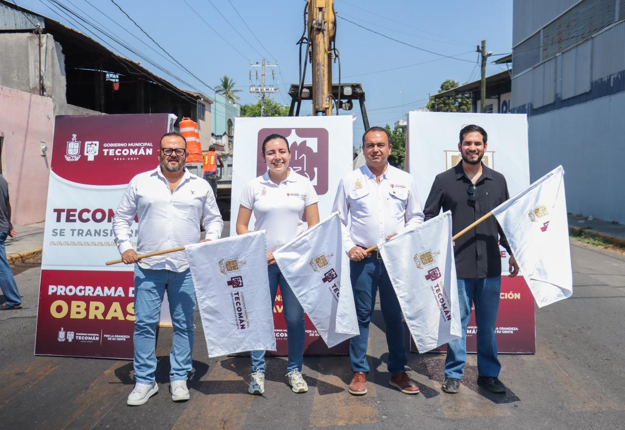 En este momento estás viendo Gobierno de Tecomán inicia rehabilitación de drenaje en la calle Emiliano Zapata